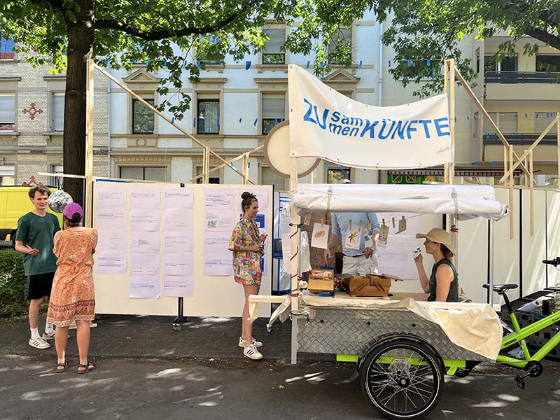 Das Karlsruher Transformationszentrum (KAT) war mit Lastenrädern in der Stadt präsent.